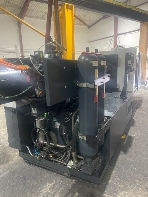 Used SUMITOMO DEMAG  EL-EXIS SP injection moulding machine