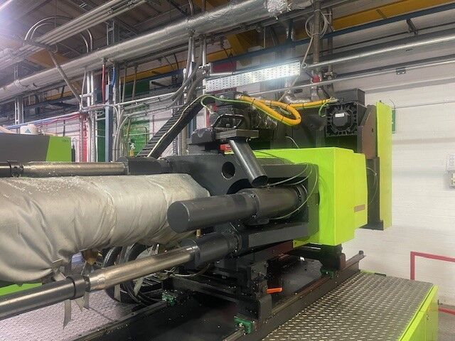 Used ENGEL e-motion 740 / 180 injection moulding machine