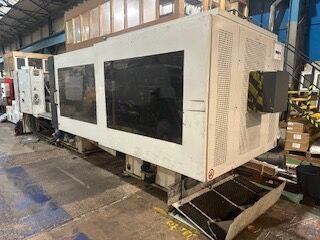 Used Negri Bossi V430 Canbio injection moulding machine