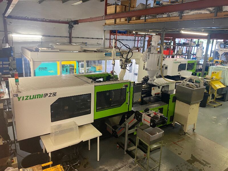 Spare injection moulding capacity - YIZUMI UN120A5-EU 165T