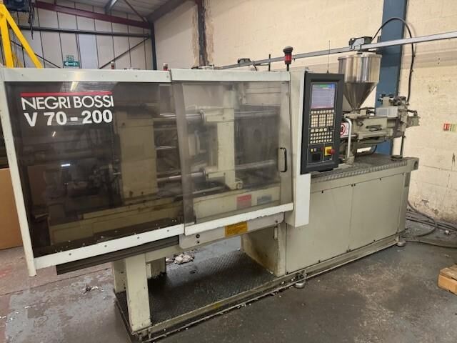 Used NEGRI BOSSI V 700H-200 injection moulding machine