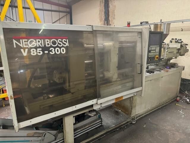 Used NEGRI BOSSI V 850H-300 injection moulding machine